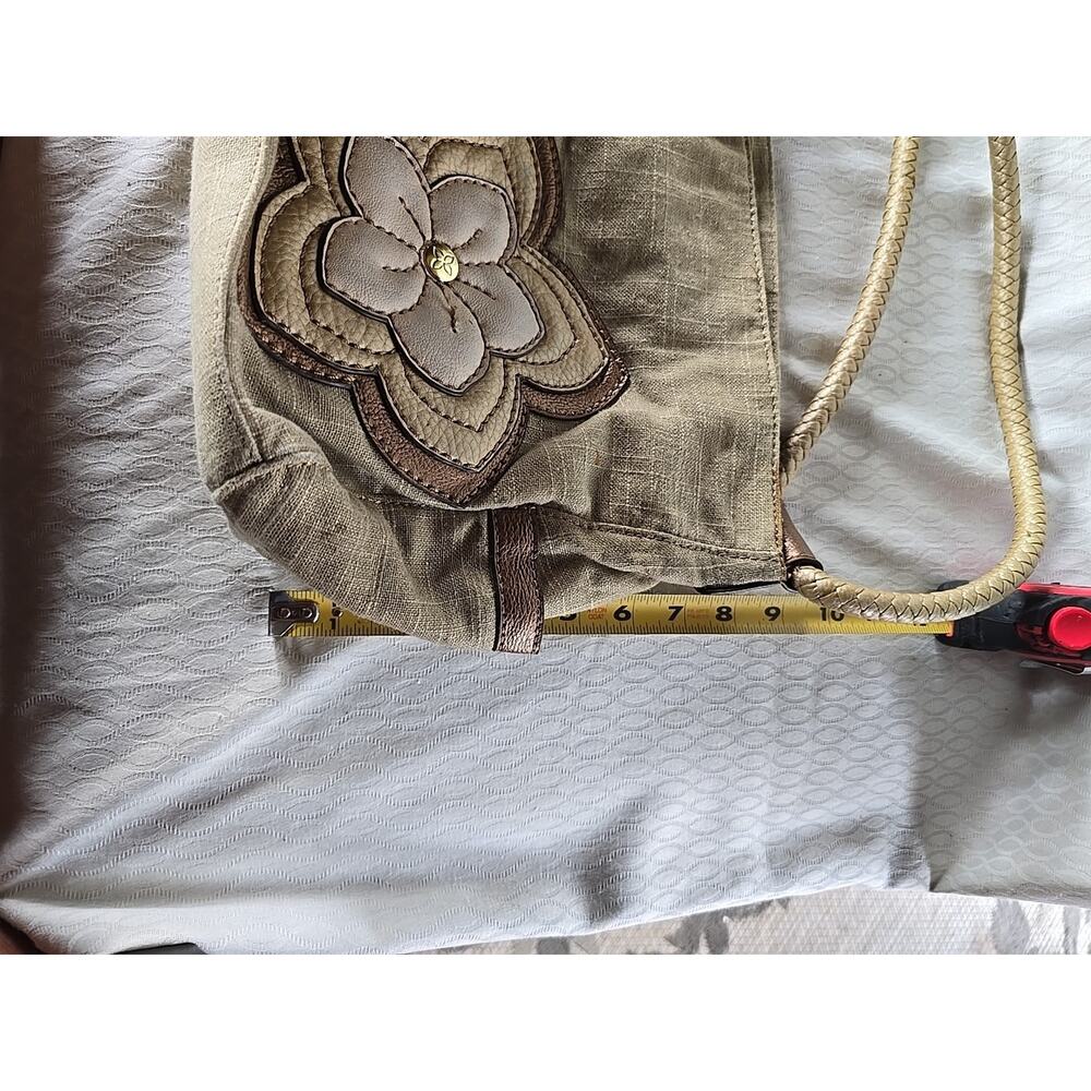Relic Purse Beige Canvas Tea Rose Appliqué Double Shoulder Strap Hobo Handbag - Picture 11 of 11